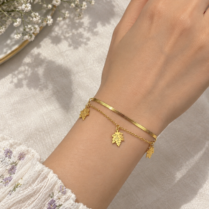 Golden Leaf Double-Layer Bracelet ✨