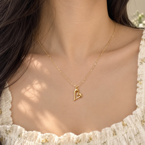 Heartline Golden Pendant Necklace ✨