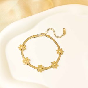 Golden Daisy Chain Bracelet ✨