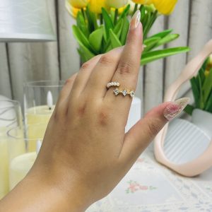 Elara Crystal Pearl Ring ✨