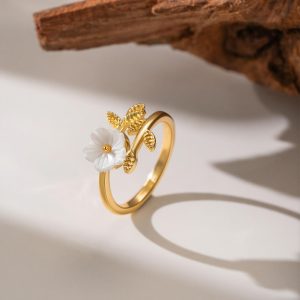 Aurelia Bloom Ring 🌼